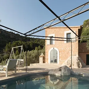 Villa Estaras, Fornalutx